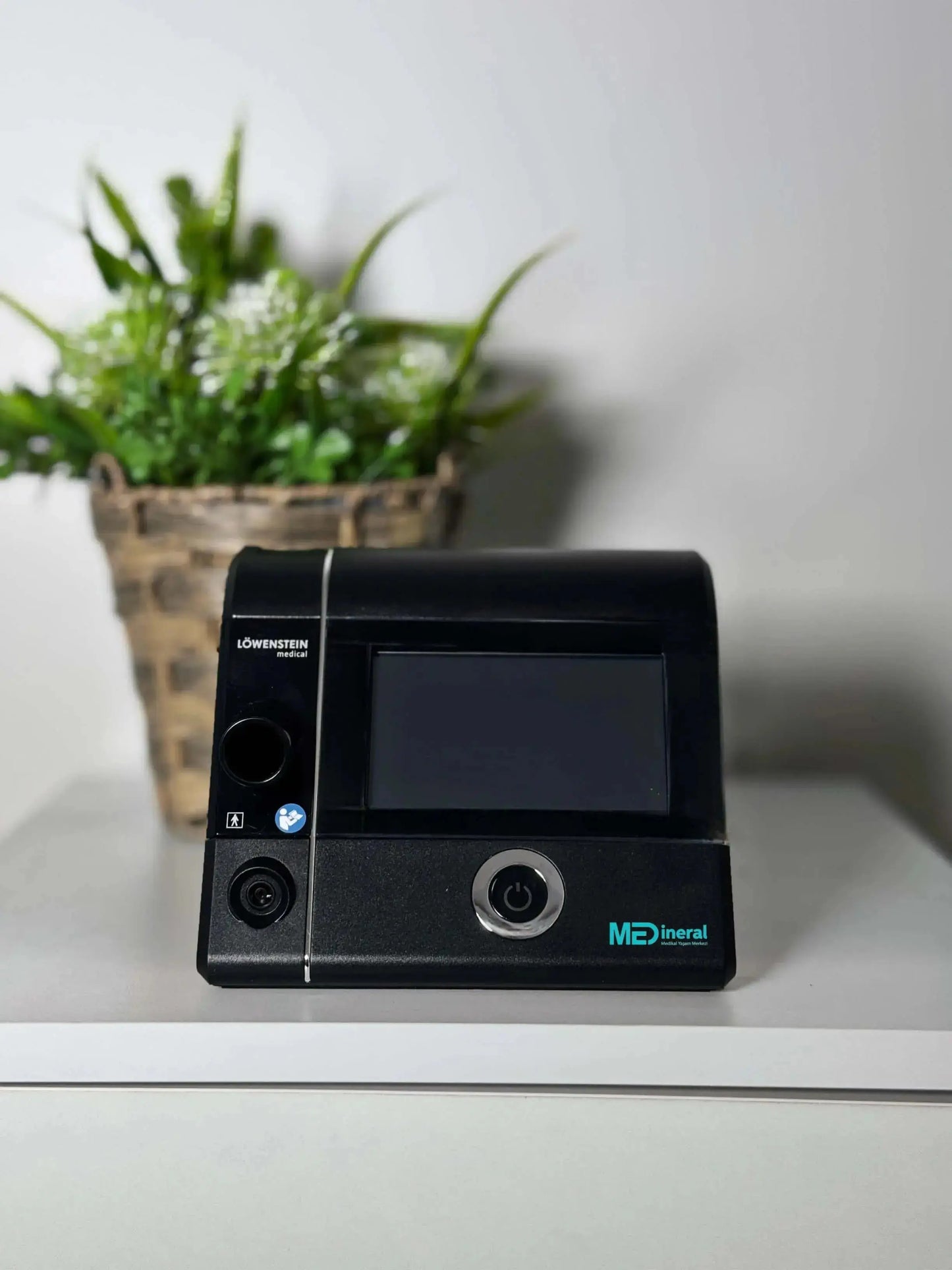 Löwenstein Prisma Smart Auto CPAP Cihazı + Nemlendirici + Maske - Medineral