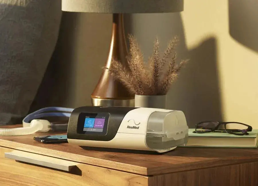 ResMed AirSense 11 AutoSet | Otomatik CPAP Cihazı | Nemlendiricili | RNX Maske Seti - Medineral