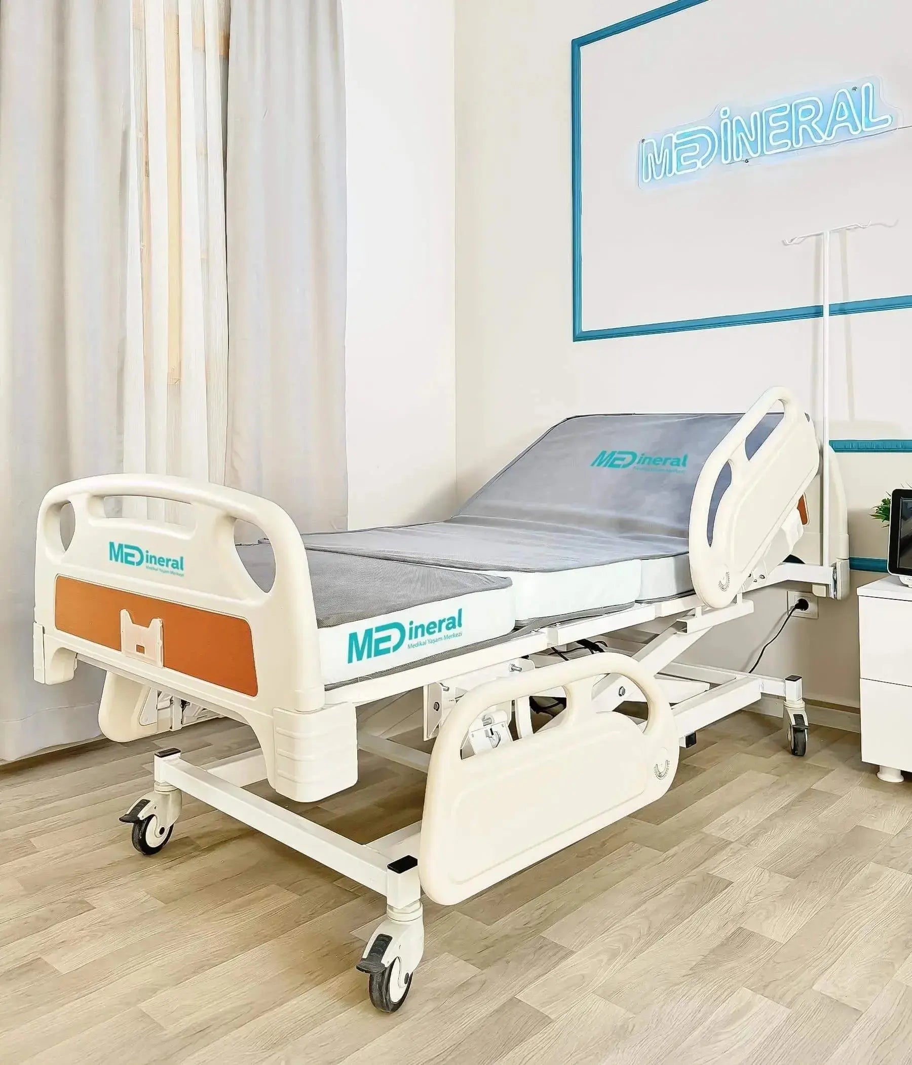 antibakteriyel abs kaplamali 3 motorlu hasta karyolasi basligi
