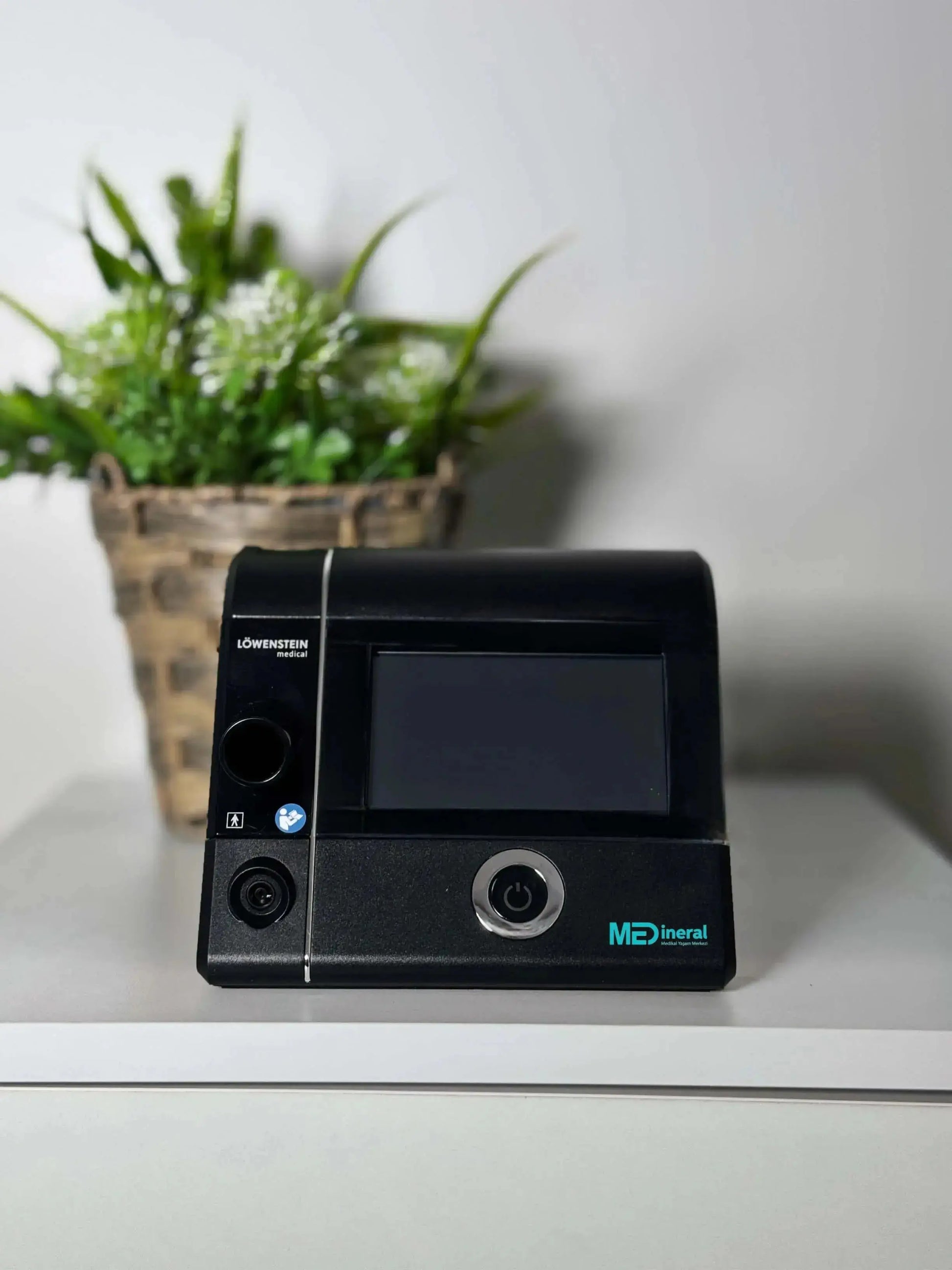 Löwenstein Prisma Smart Auto CPAP Cihazı + Nemlendirici + Maske - Medineral
