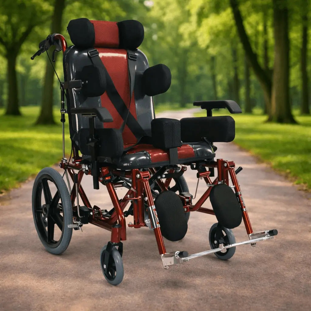 Poylin Pediatrik Spastik Tekerlekli Sandalye P958 (Yetişkin) - Medineral